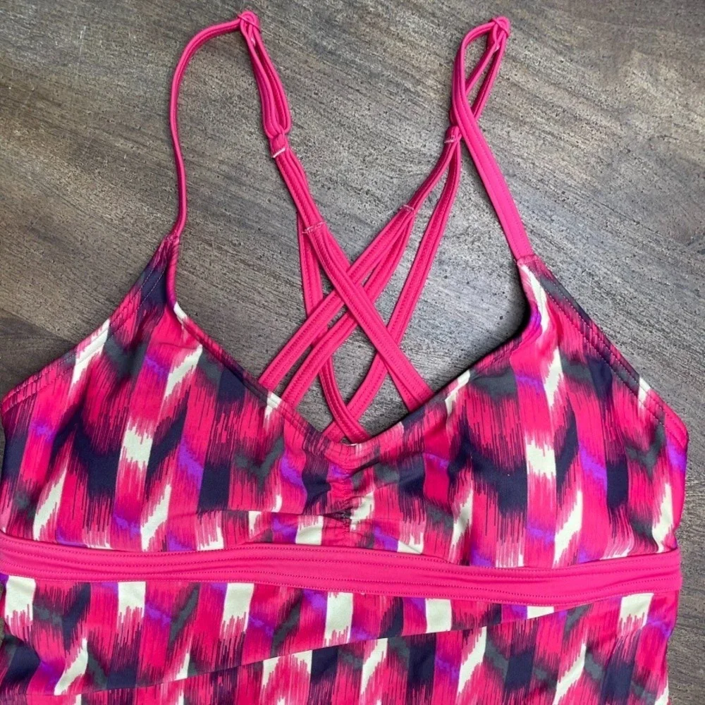 Prana Pink Cyra Tankini Swimsuit Top Size Small US 4-6 Modest Full Coverage Swim